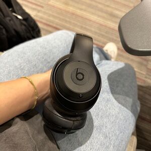 Beats Studio black